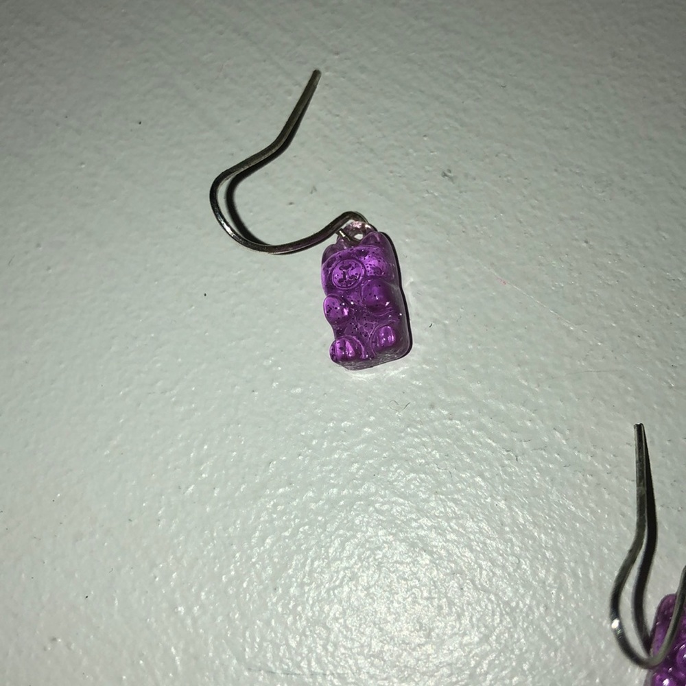 earrings - Picture 2 of 3